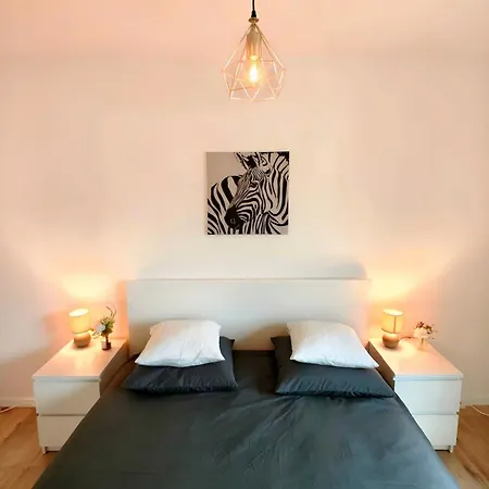 3-zimmer In Lage アパート *
